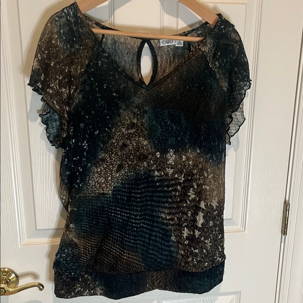 Cato Black and Tan Flutter Sleeve Ruffled Blouse